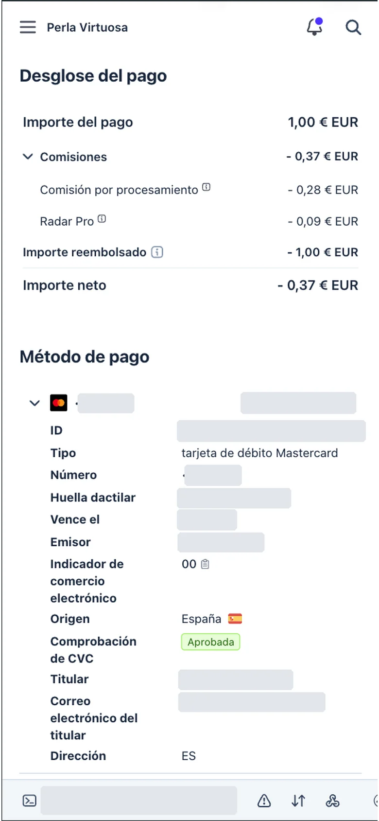 Captura real de Stripe en el móvil, datos personales ocultos: desglose con Radar Pro y comprobación de CVC aprobada
